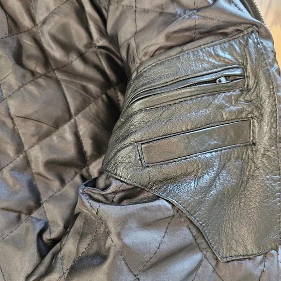 Mens Black Lambskin Leather Jacket. Slim-Fit - Picture 3 of 5